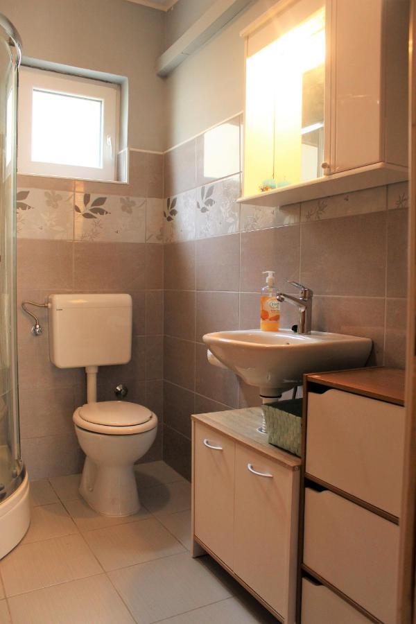 Apartmani Andrija Jezera Exterior foto